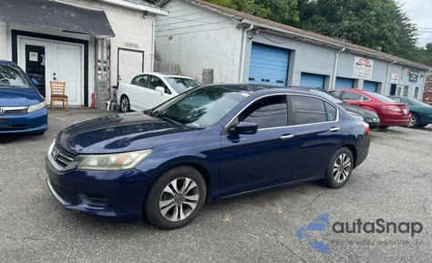 2013 Honda Accord Lx z USA, uszkodzony, nr VIN 1HGCR2F3XDA127078